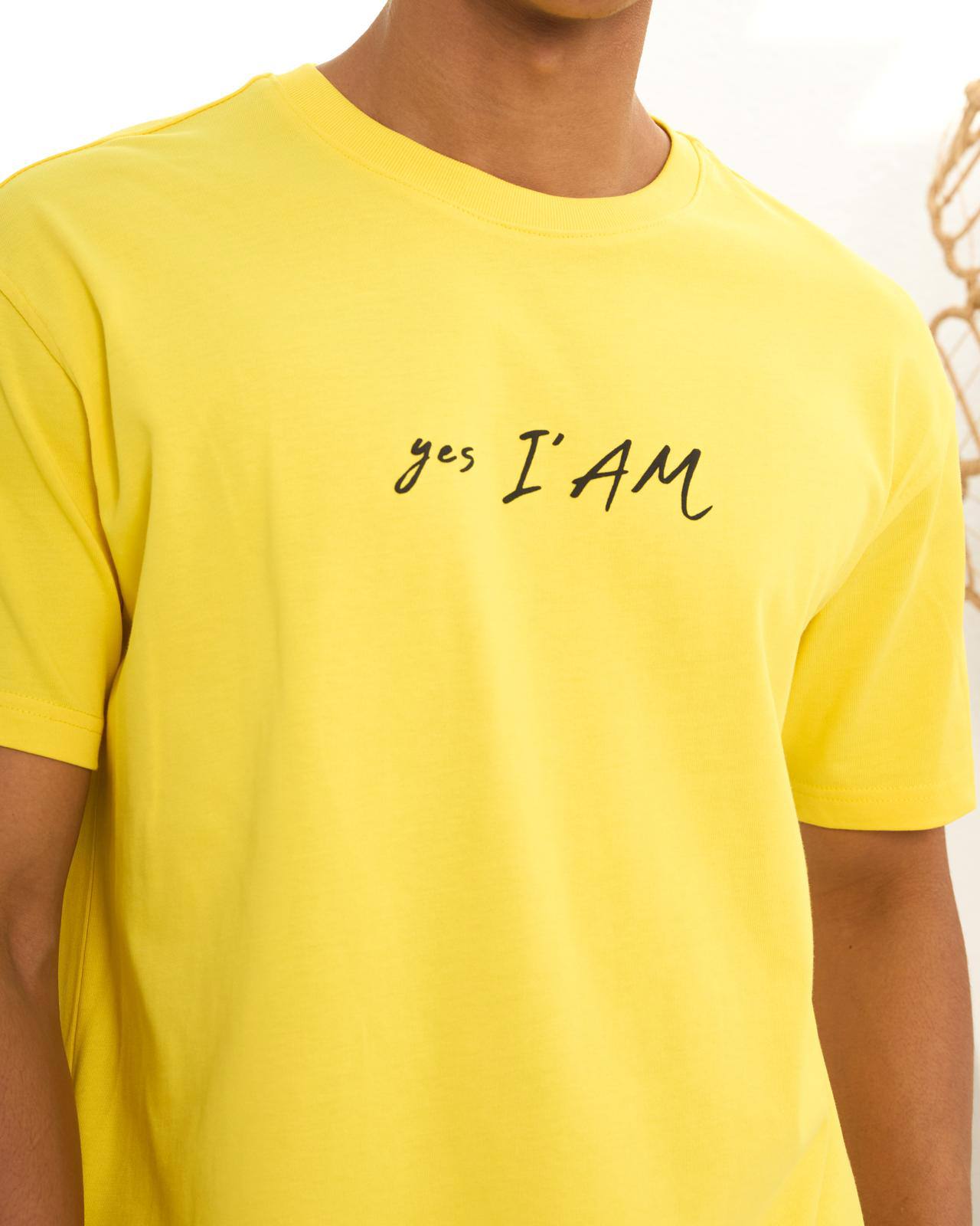 Yes I'Am Graphic T-Shirt